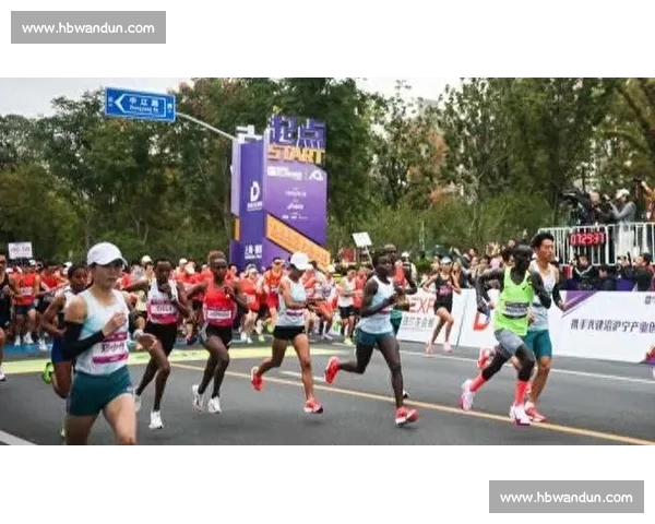 十载金标耀普陀!上海 10 公里精英赛鸣枪开跑 十载金标耀普陀!上海 10 公里精英赛鸣枪开跑