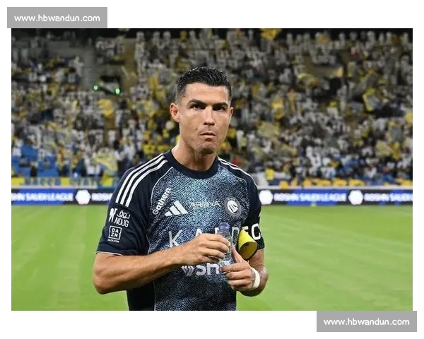 菲利克斯头槌破僵 + 全场最佳!利雅得胜利 2-0 豪取 6 连胜 菲利克斯头槌破僵 + 全场最佳!利雅得胜利 2-0 豪取 6 连胜